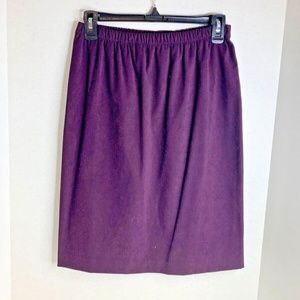 DJ Summer Womens Sz 6 Purple Pull on Skirt Elastic Waist Knee Length 11.5 in wai